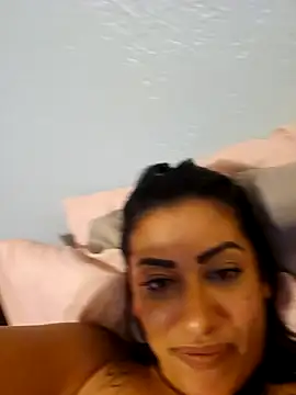 nikkierose nude on webcam for live sex chat