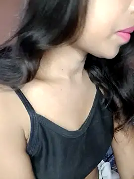 Nituhoty1 nude on webcam for live sex chat