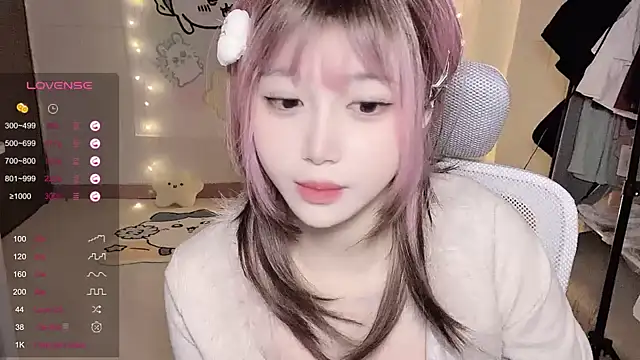Sunny-BB nude on webcam for live sex chat