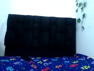 Alondra-hh nude on Live Cam Sex Chat