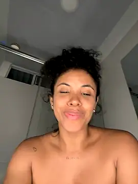 Brunettexio nude on webcam for live sex chat