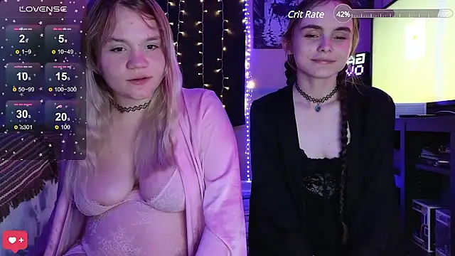 Cutiepiespanks nude on webcam for live sex chat