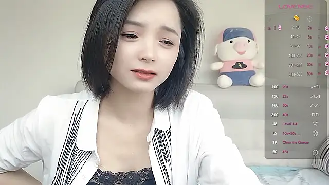 jiujiiu66 nude on webcam for live sex chat