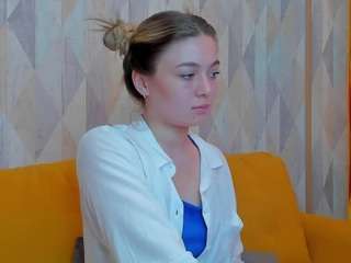 Mary-River nude on Live Cam Sex Chat