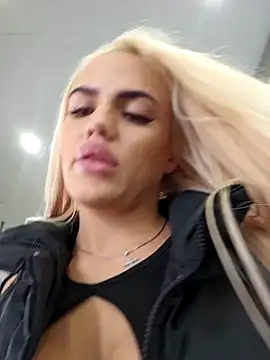 Santa__Monica nude on webcam for live sex chat