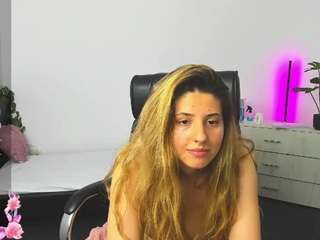 Simonalovee nude on Live Cam Sex Chat