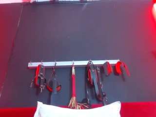 CAMILA-ROUS nude on Live Cam Sex Chat