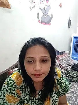Hotgujjumodal19 nude on webcam for live sex chat