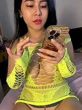 MissVogue_010 nude on webcam for live sex chat
