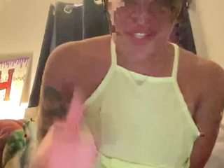 NickiMarie01 nude on Live Cam Sex Chat
