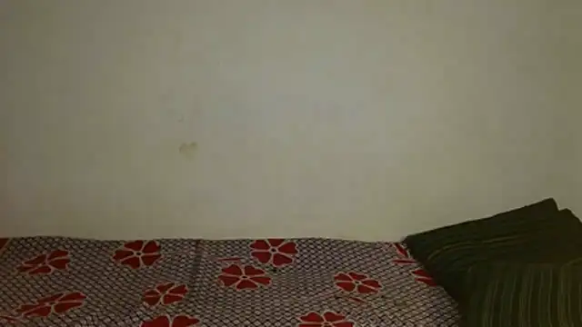 Nikkiqueen8 nude on webcam for live sex chat