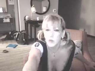 sexysue69 nude on Live Cam Sex Chat