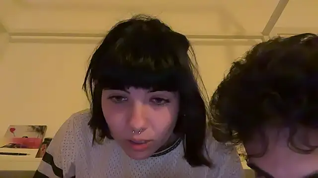 creamycamiwhite nude on webcam for live sex chat