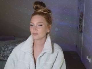 Goddess Kelli nude on Live Cam Sex Chat