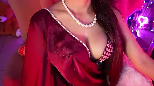littledevil4511 nude on webcam for live sex chat