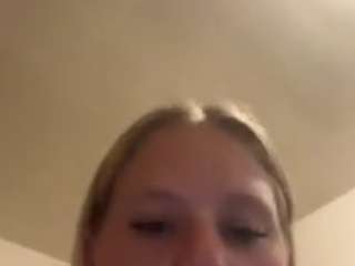 PrettyAzzKay nude on Live Cam Sex Chat