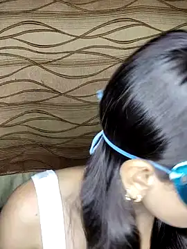 RUCHI_G20 nude on webcam for live sex chat