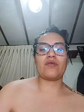 Sara-Sex_ nude on webcam for live sex chat