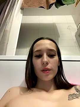 Hanna_Kimmm69 nude on webcam for live sex chat