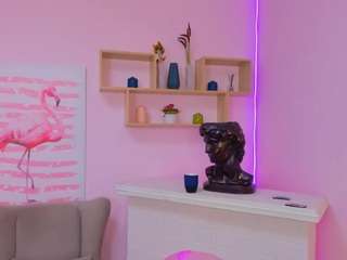 HelenHarison nude on Live Cam Sex Chat