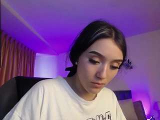 Paola-wood nude on Live Cam Sex Chat