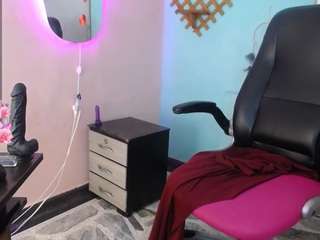 SelmaAlabi nude on Live Cam Sex Chat