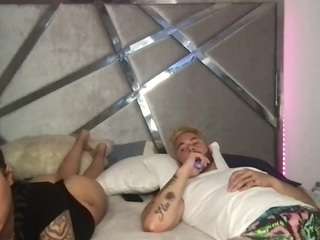 vibingwithvi nude on Live Cam Sex Chat