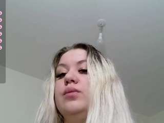 you-dreams nude on Live Cam Sex Chat