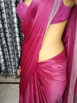 CuteMaahi nude on webcam for live sex chat