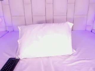 LuisaTabares nude on Live Cam Sex Chat