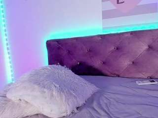MadelaneCoote nude on Live Cam Sex Chat