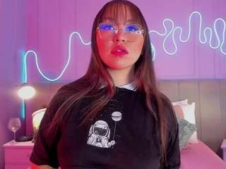 Sexy Rachel nude on Live Cam Sex Chat