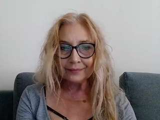 SofiaDream nude on Live Cam Sex Chat