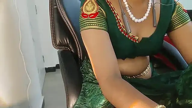 Anjali_cute-Pondati nude on webcam for live sex chat