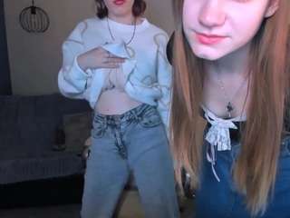 mia-woow nude on Live Cam Sex Chat