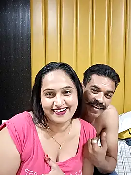 COUPLES-VIBE nude on webcam for live sex chat