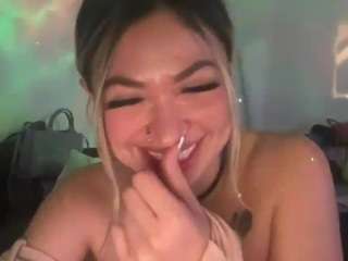 curvyellaxo nude on Live Cam Sex Chat