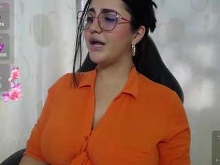 laura-hot19 nude on Live Cam Sex Chat