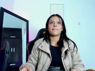 sky-27 nude on Live Cam Sex Chat