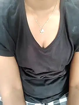 Tamil_Ramya96 nude on webcam for live sex chat