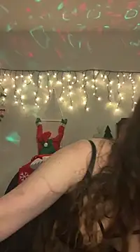 CallMeTwenty1 nude on webcam for live sex chat