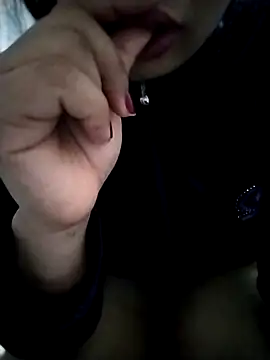Dalou3a69 nude on webcam for live sex chat