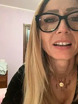 harleyejoker1 nude on webcam for live sex chat