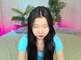 Pretty-Luly nude on Live Cam Sex Chat