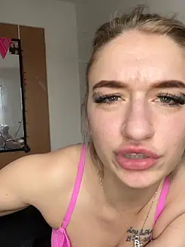 Irishivyxx nude on webcam for live sex chat