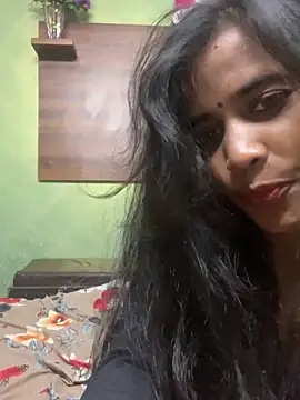 Lovely_Sweetyy nude on webcam for live sex chat