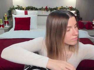 MaryLoves nude on Live Cam Sex Chat
