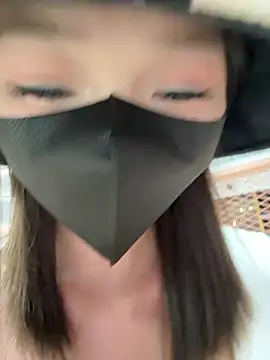 nainai2002 nude on webcam for live sex chat