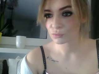AVAdream nude on Live Cam Sex Chat