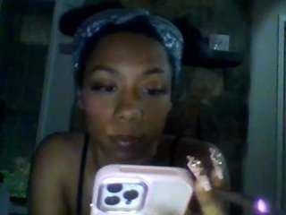 italiabby nude on Live Cam Sex Chat
